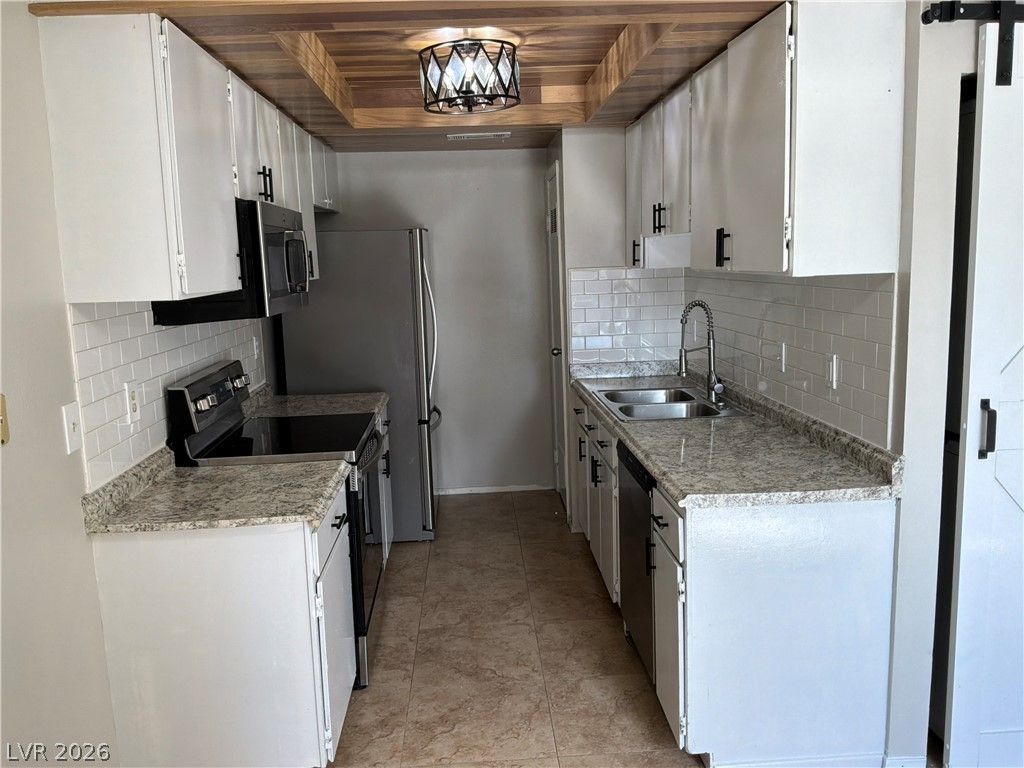 4195 Mississippi Avenue — photo 4