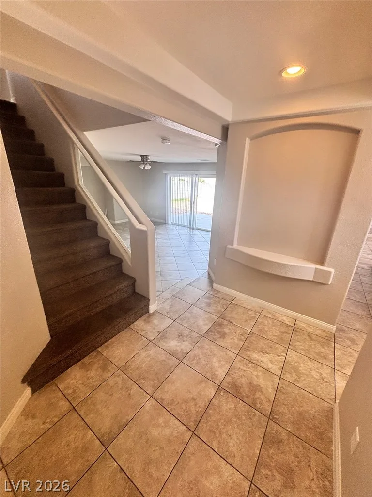 8446 TACKLE BOX Court — photo 2