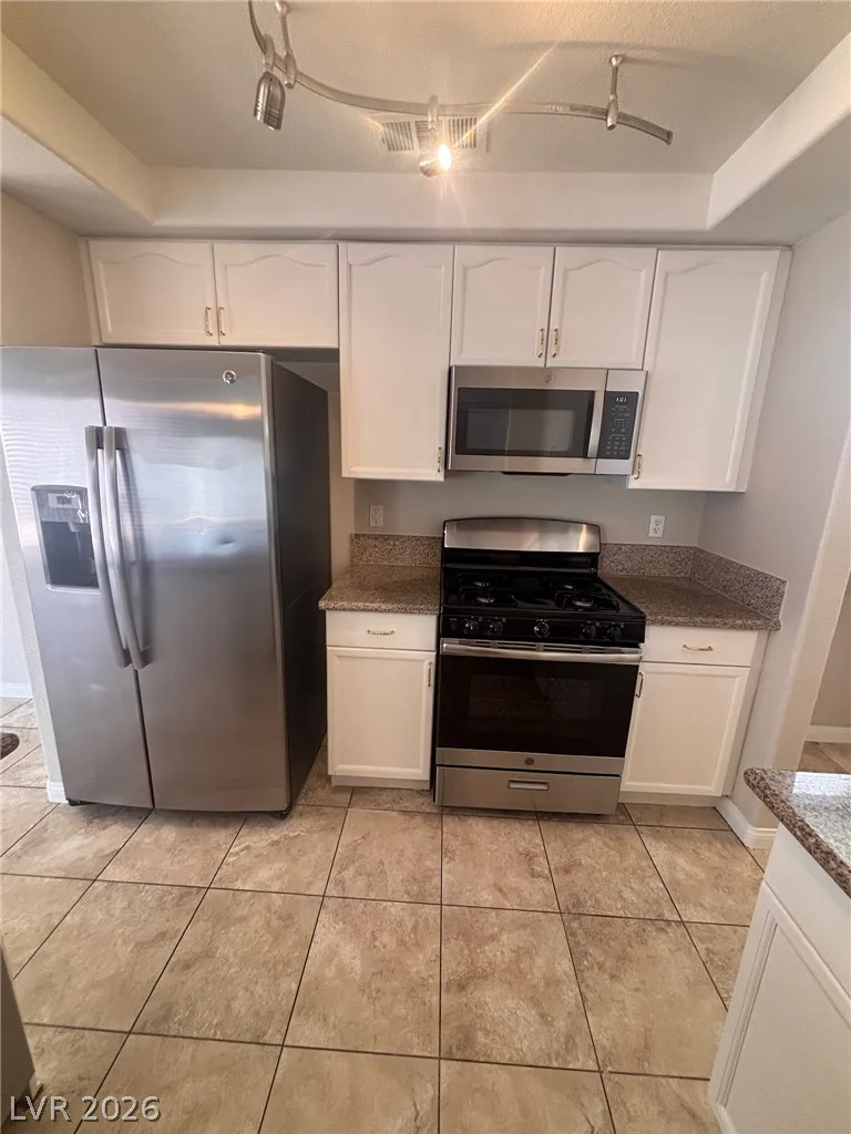 8446 TACKLE BOX Court — photo 5