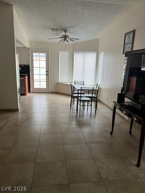 2274 Sabroso Street — photo 5 of 19