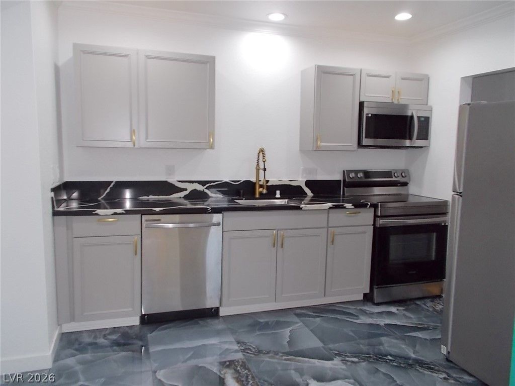 245 North 23rd Street 2144 Stewart — photo 5