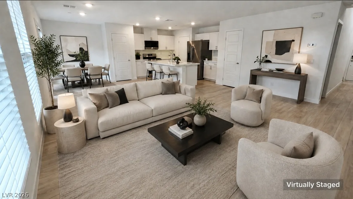 113 Scarhill Track Avenue — photo 3