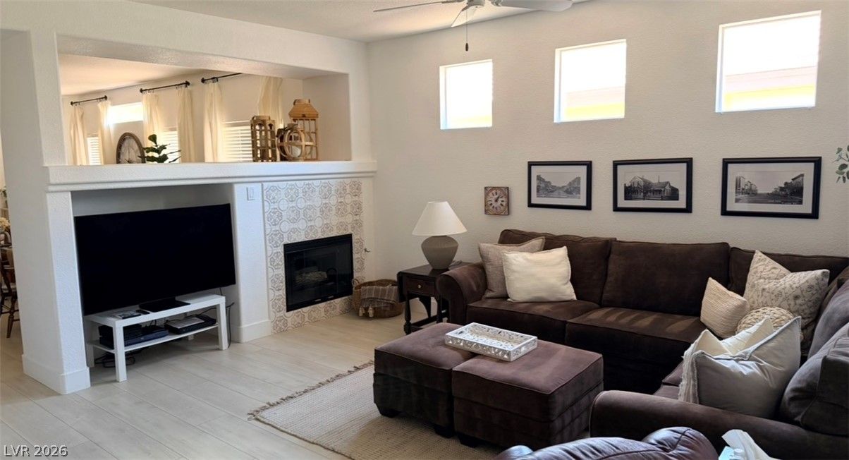 10529 Cazaba Court — photo 3