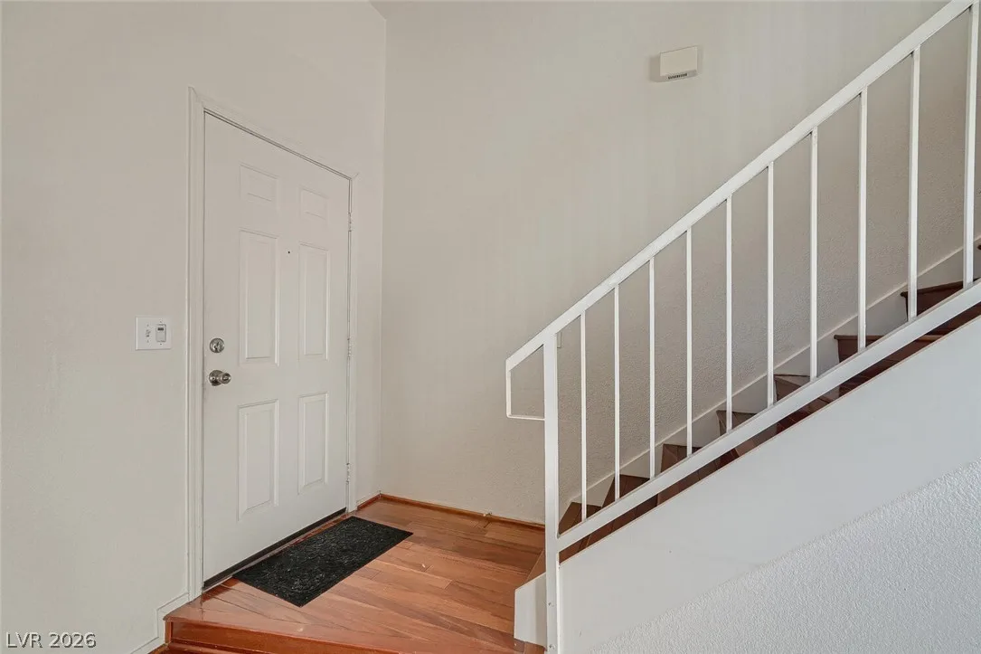 7700 Almeria Avenue — photo 5