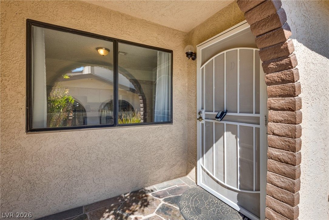 5829 Smoke Ranch Road D — photo 4