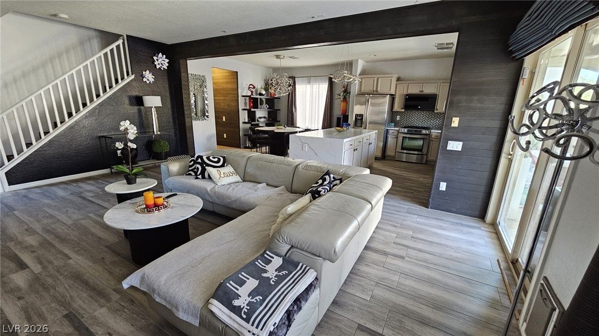 7007 Positano Hill Avenue — photo 4