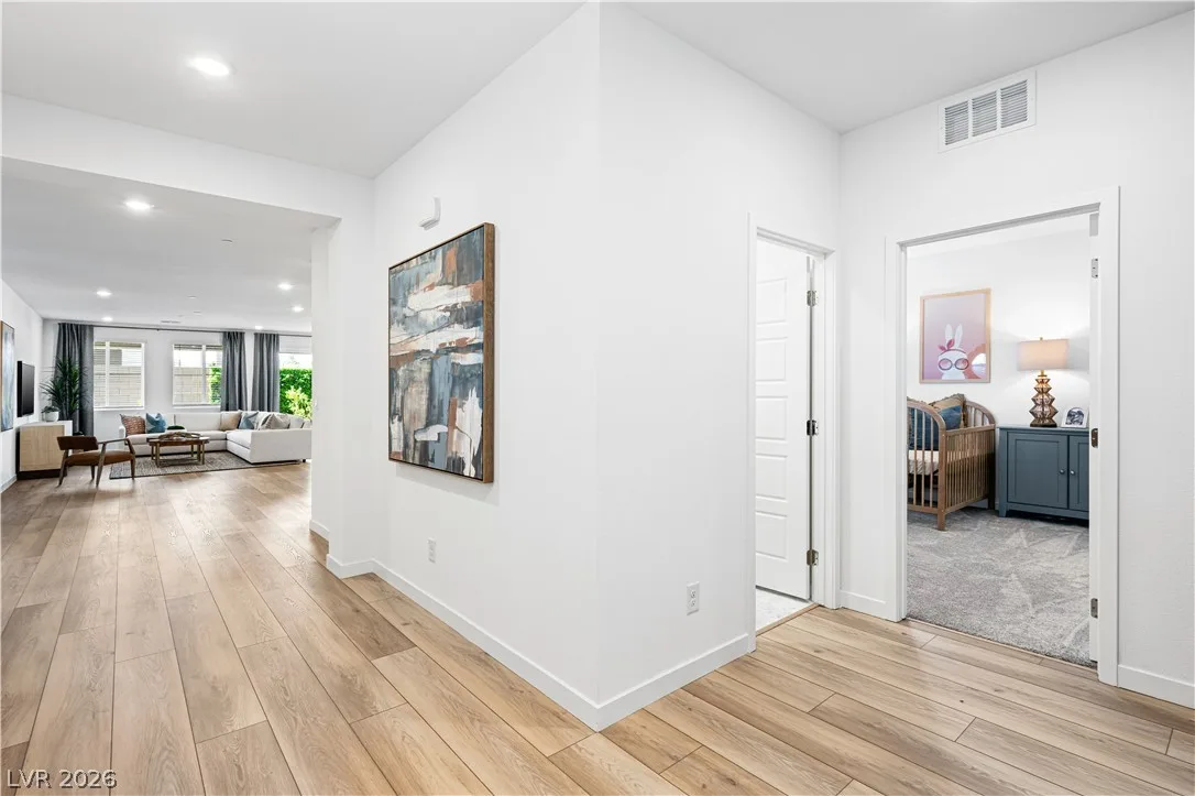 129 Rowan Grove Avenue — photo 3