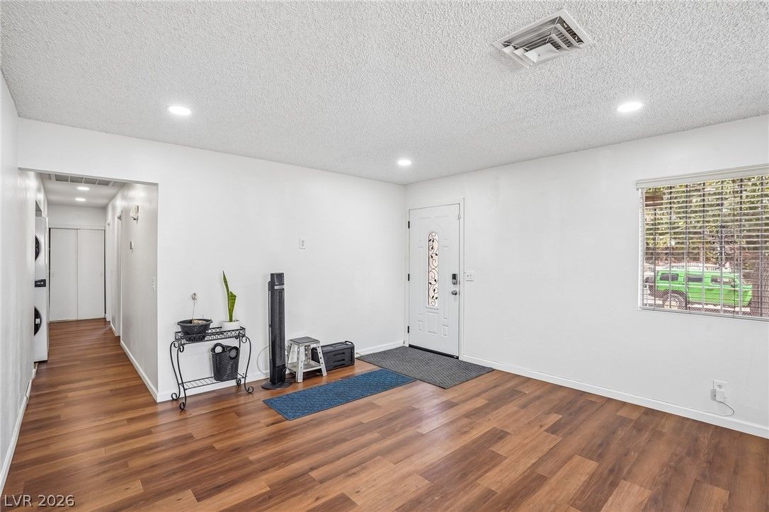 2617 North Bruce Street — photo 5 of 21