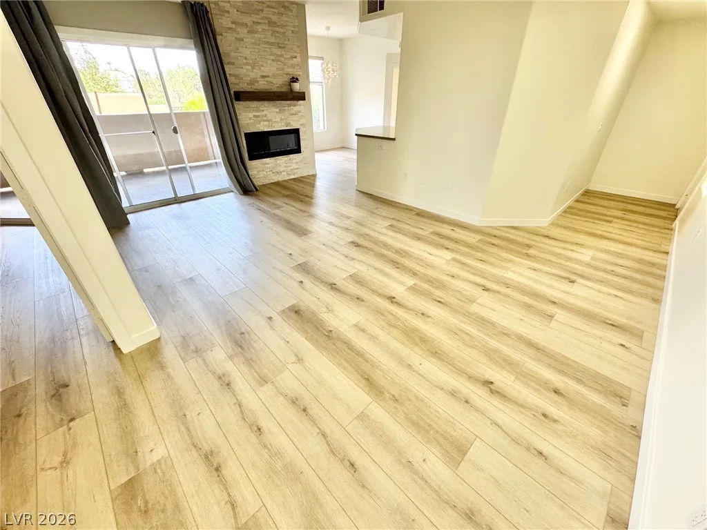 8724 Red Rio Drive 103 — photo 3