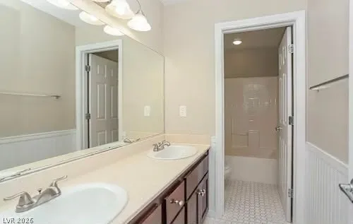 8013 San Mateo Street — photo 5 of 8