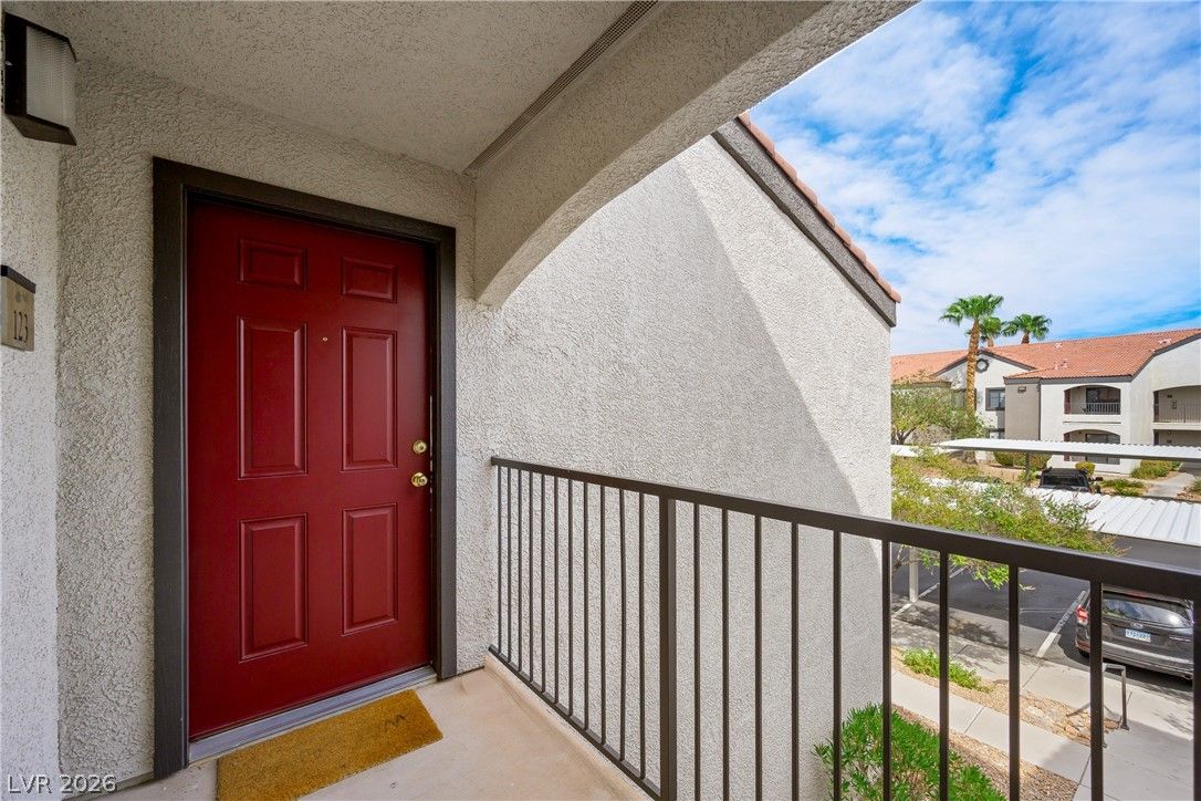 950 Seven Hills Drive 123 — photo 4 of 27