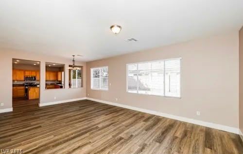 202 Malcolm Street — photo 2 of 9