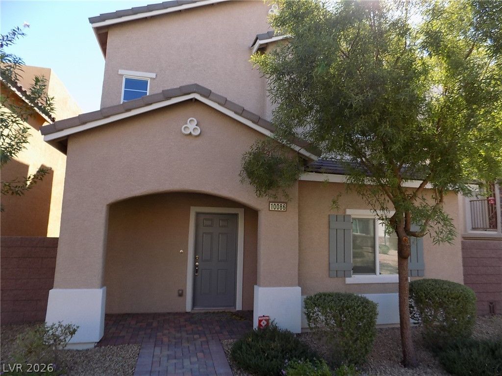 10086 Emerald Edgewater Court — photo 2
