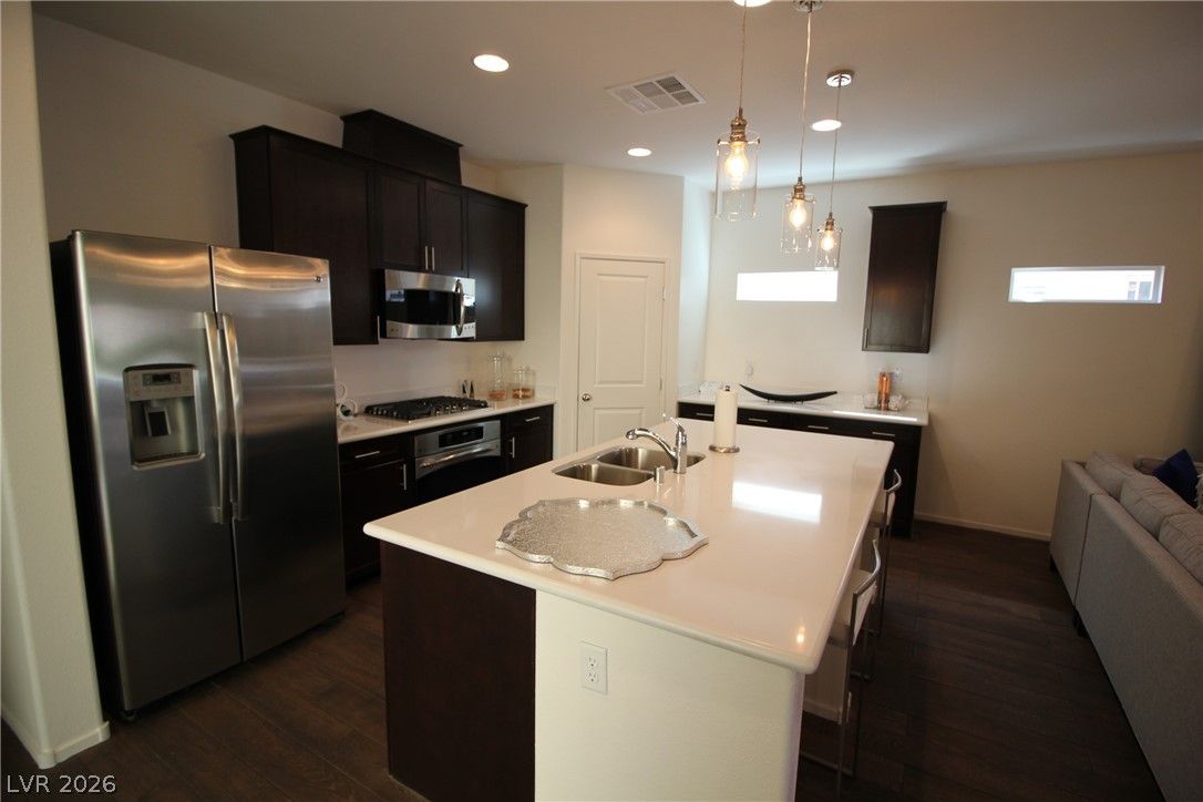 10086 Emerald Edgewater Court — photo 5