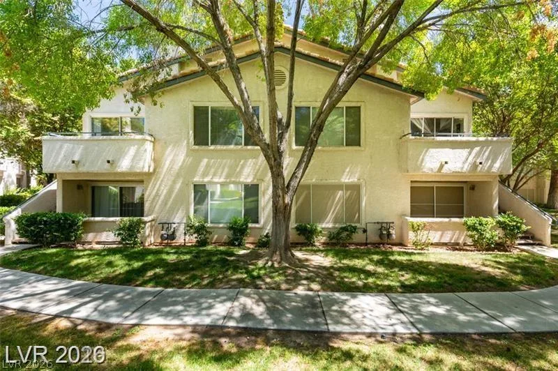 3035 Casey Drive 204 — photo 2