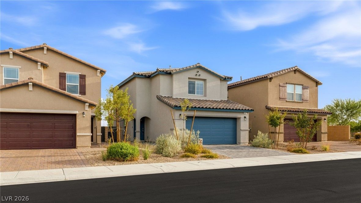 597 Juniper Rock Avenue — photo 3