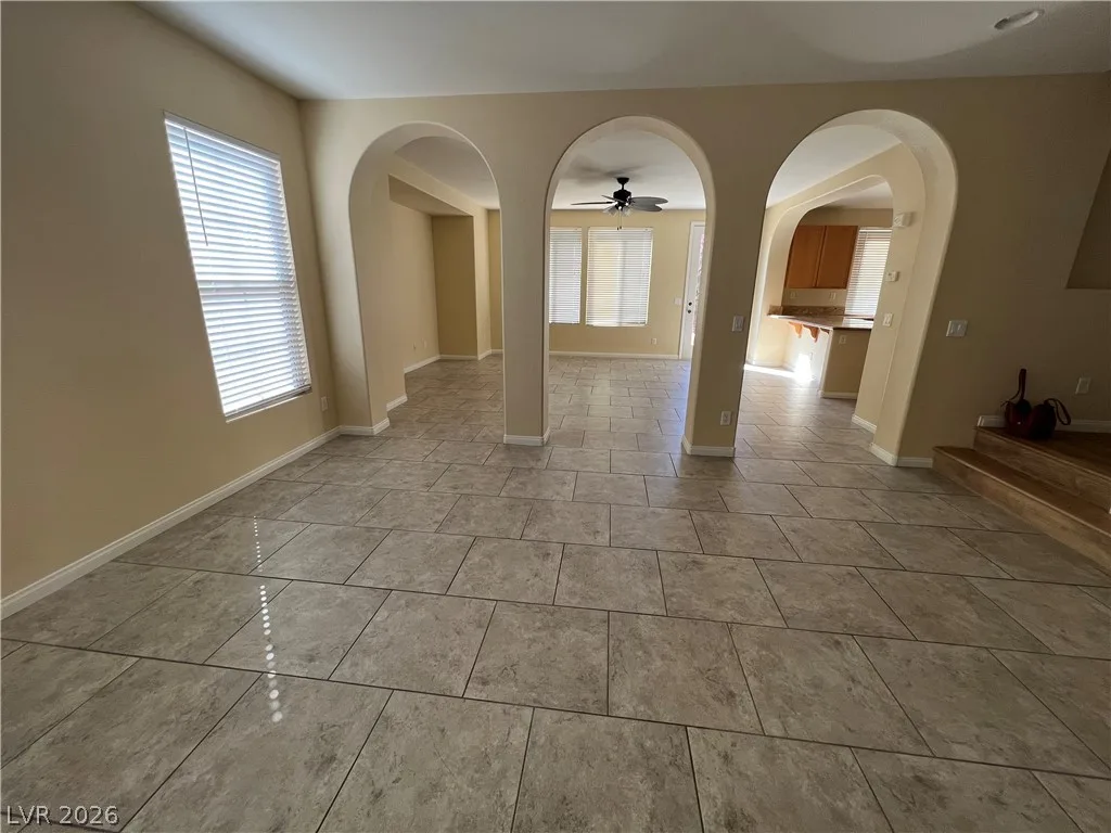 7531 TOWNSVILLE Avenue - — photo 4