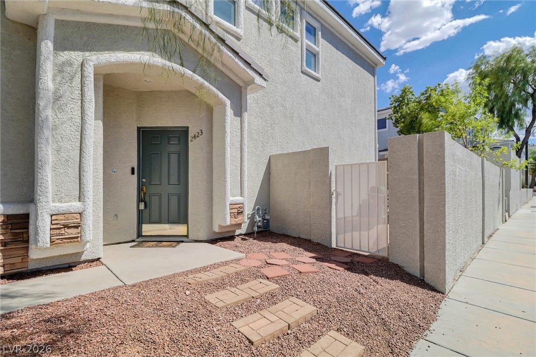 2423 Inspired Court — photo 3