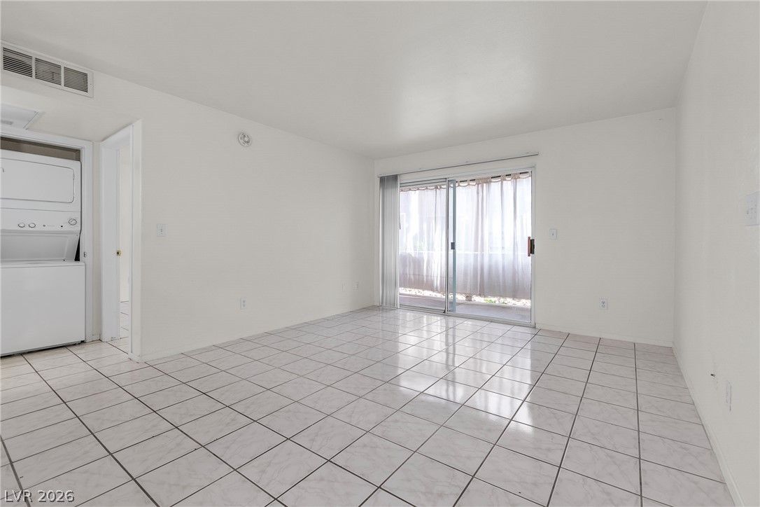 3119 Key Largo Drive 101 — photo 4 of 24
