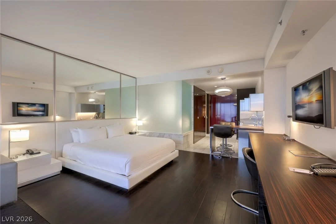 4381 West Flamingo Road 3418 — photo 4