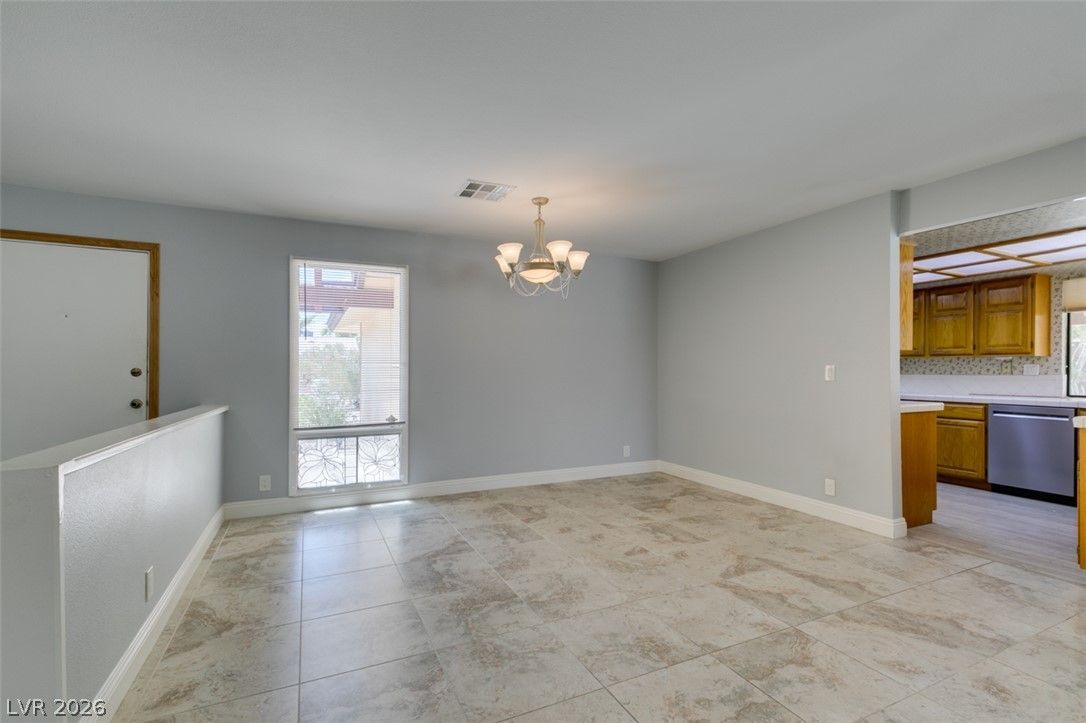3456 Biela Avenue — photo 4 of 33