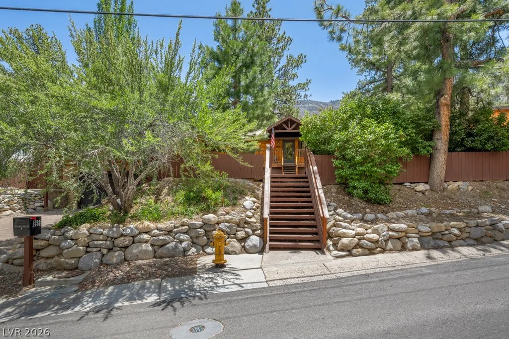 3935 White Fir Way — photo 3