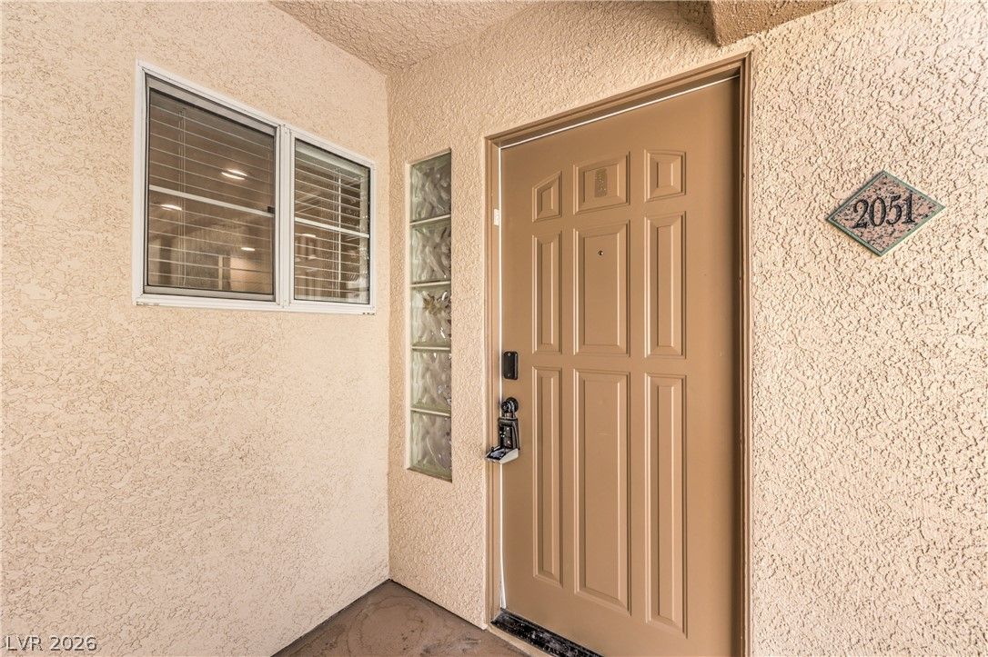 7400 West Flamingo Road 2051 — photo 3 of 30