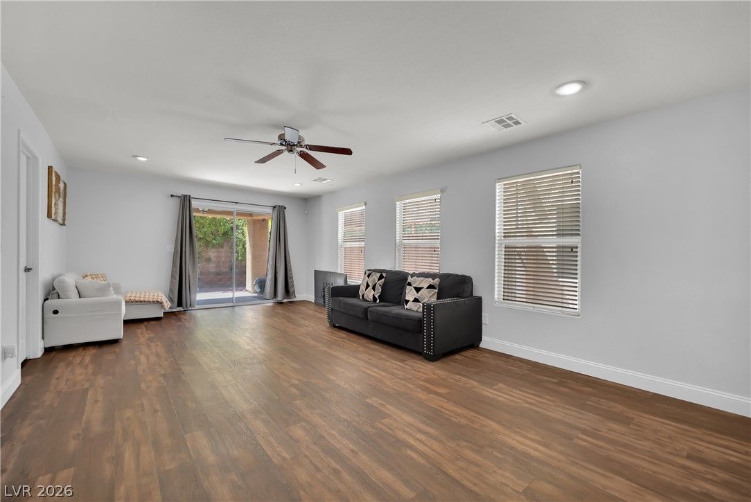 265 Morning Crest Avenue — photo 3