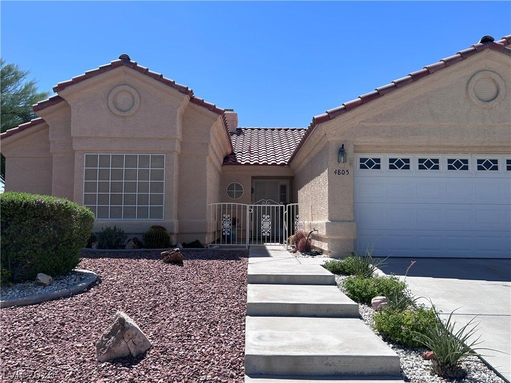 4805 Crimson Glory Lane — photo 3 of 32