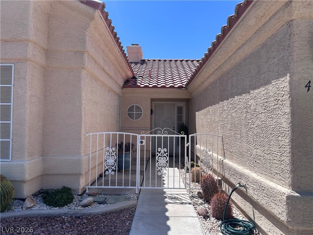 4805 Crimson Glory Lane — photo 4 of 32