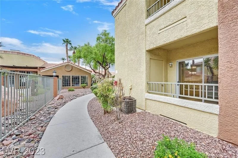 2120 Ramrod Avenue 1815 — photo 3