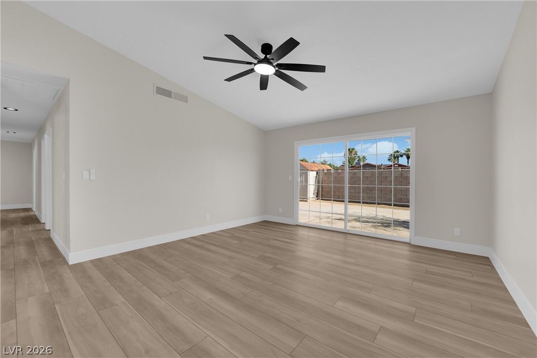 6324 Vista Verde — photo 5