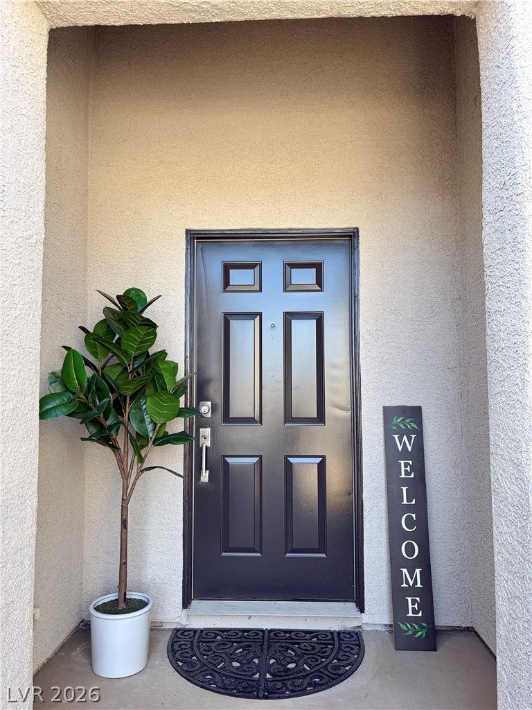 1013 Black Olive — photo 3 of 47