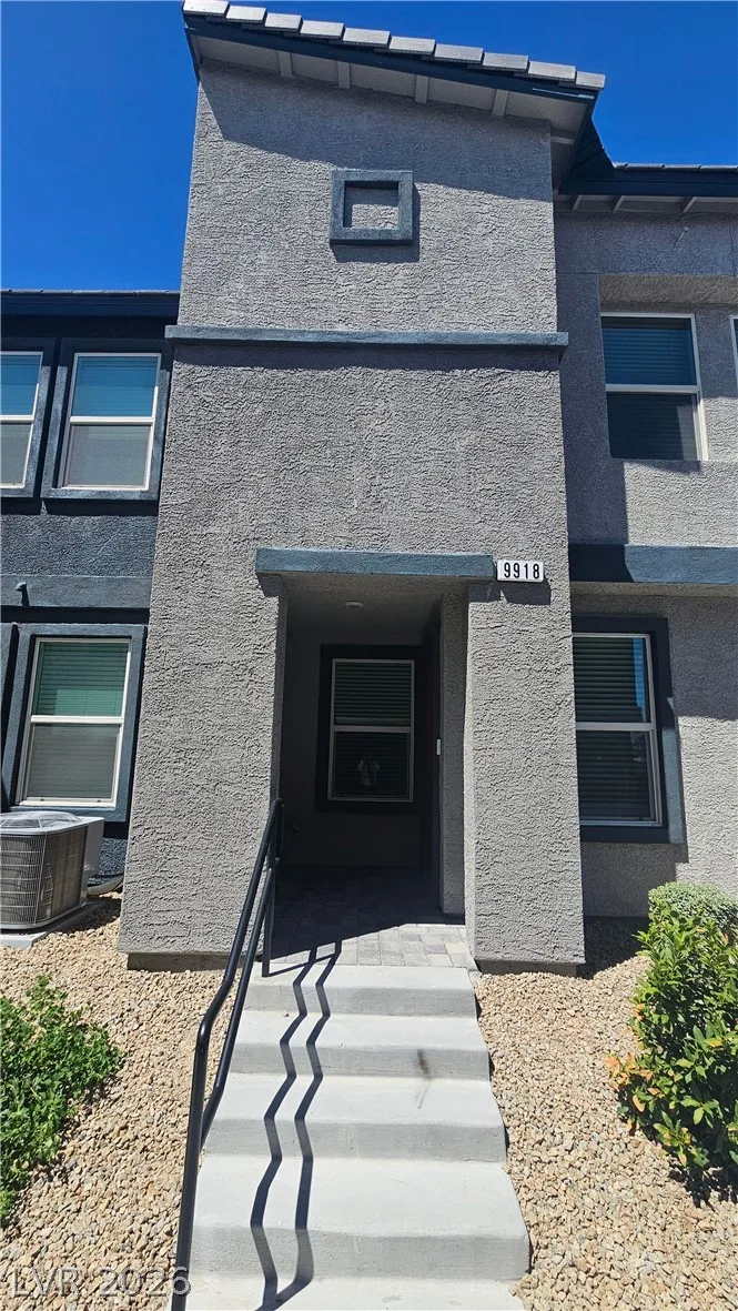 9918 Daffodil Hills Street — photo 2