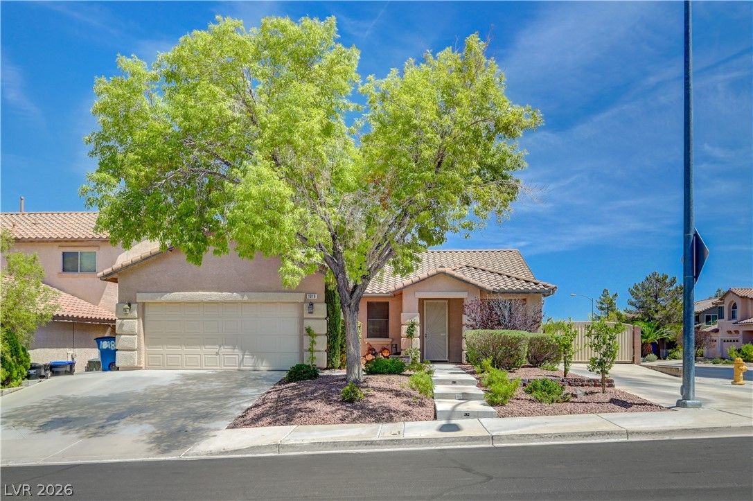 1018 Snow Bunting Court — photo 2