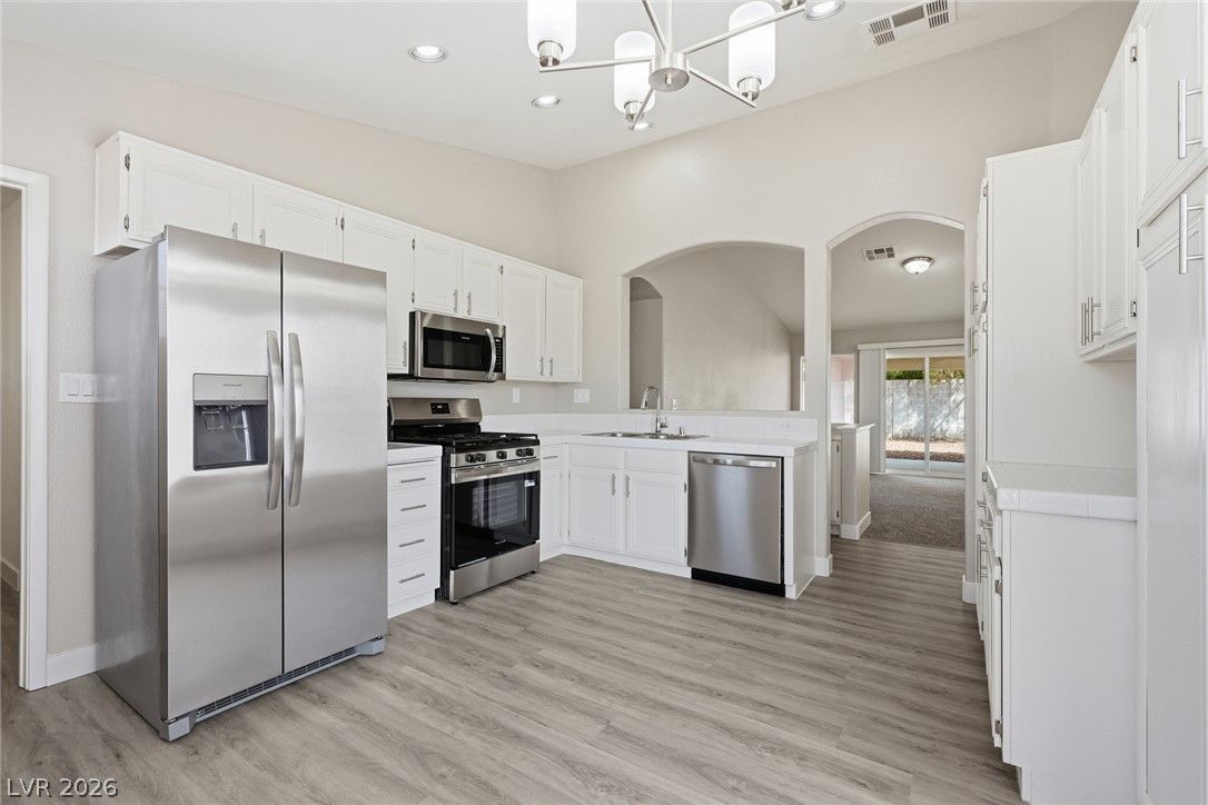 1428 Cloud Dance Court — photo 4