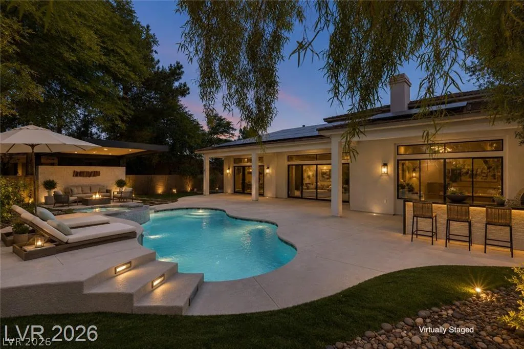 29 Desert Highlands Drive — photo 2