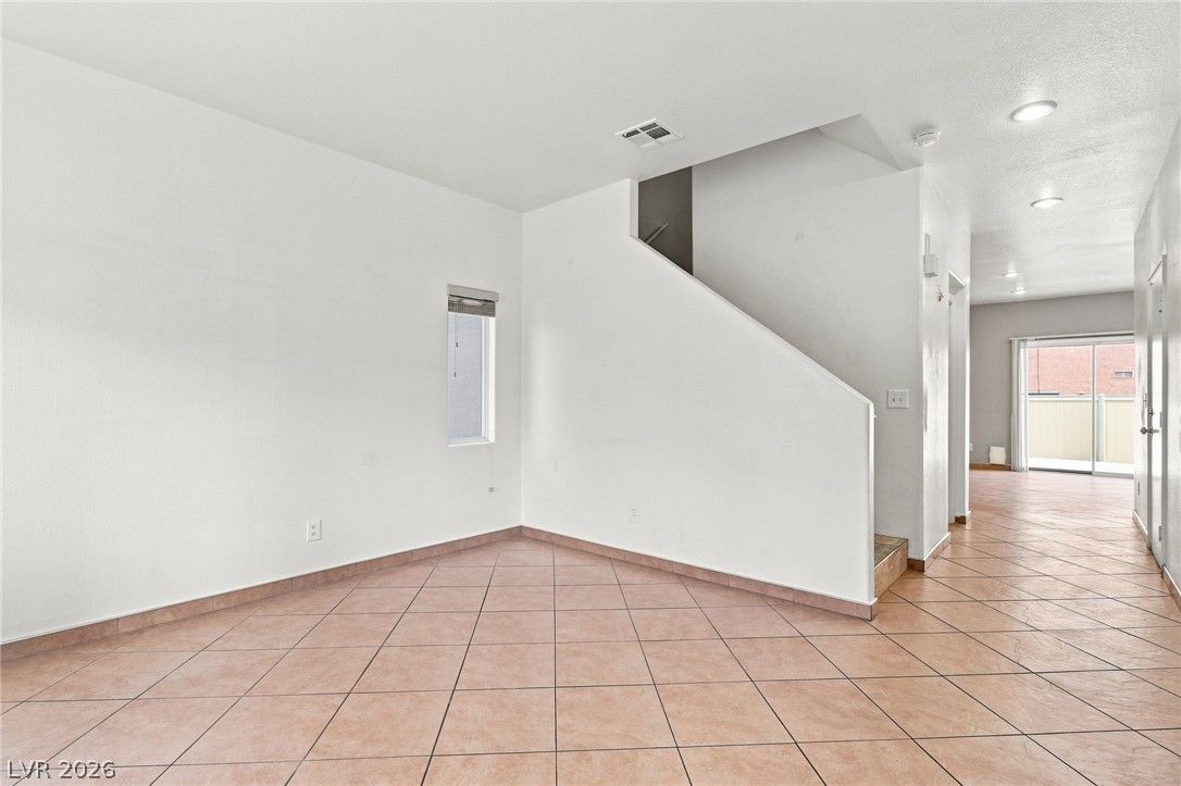 6180 Pacific Dogwood Avenue — photo 2 of 23