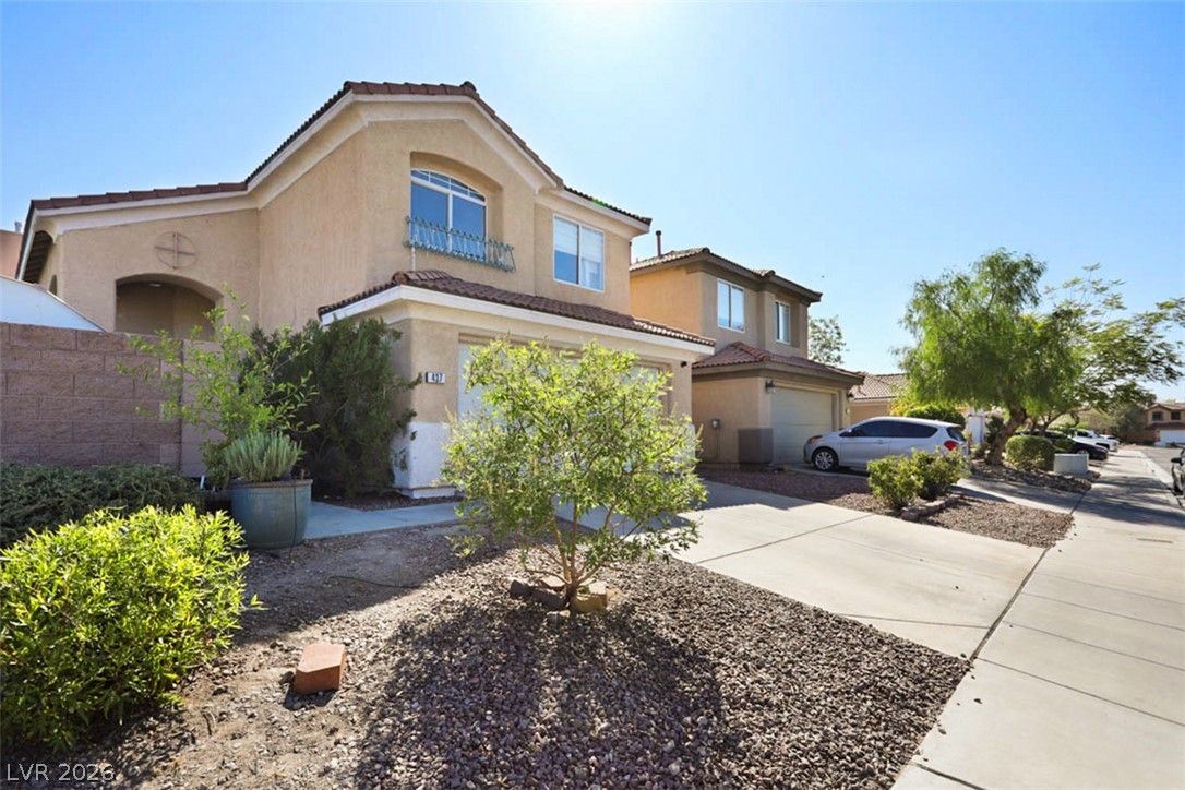 437 Waterbrook Drive — photo 1