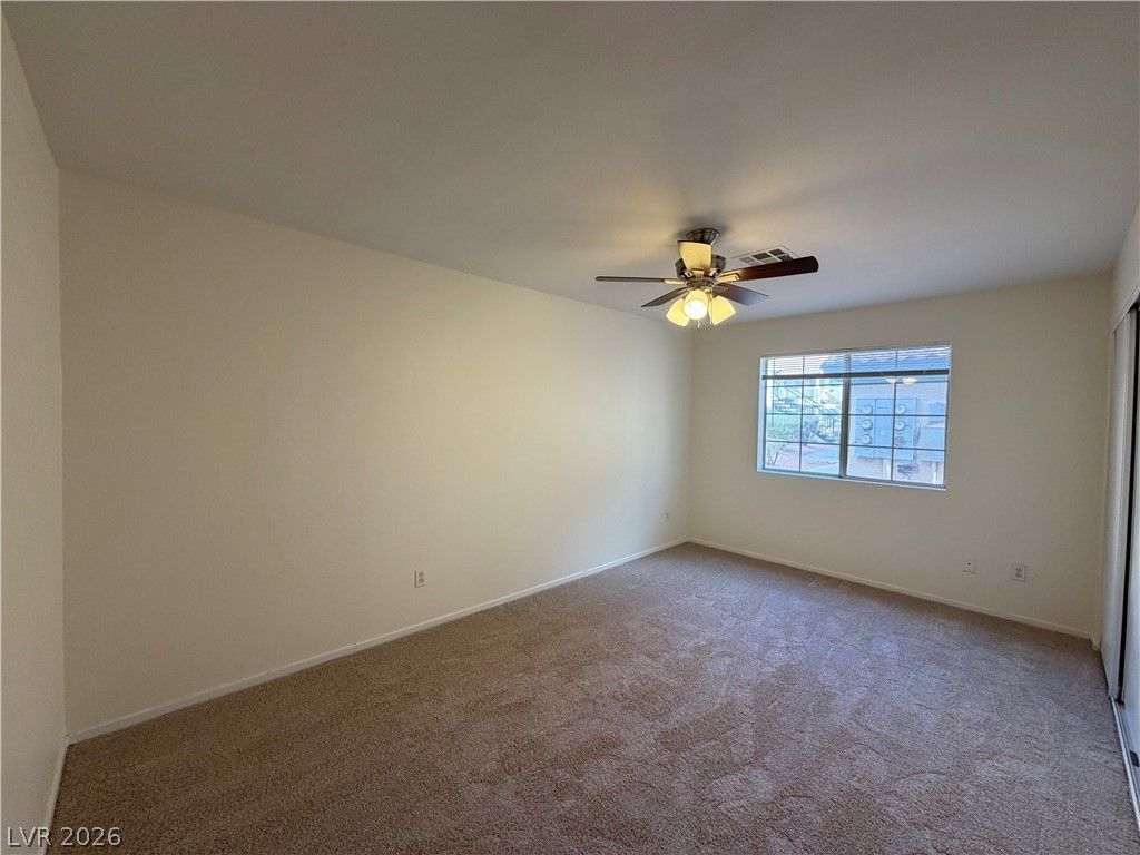 8410 ELDORA Avenue 1089 — photo 5 of 10