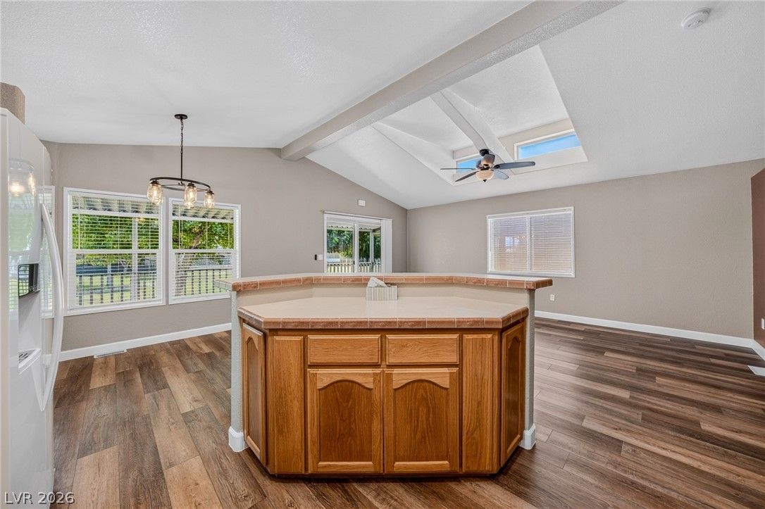 840 Montecito Drive — photo 4