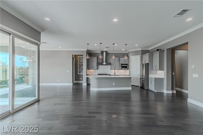 11831 Saverio Avenue — photo 4