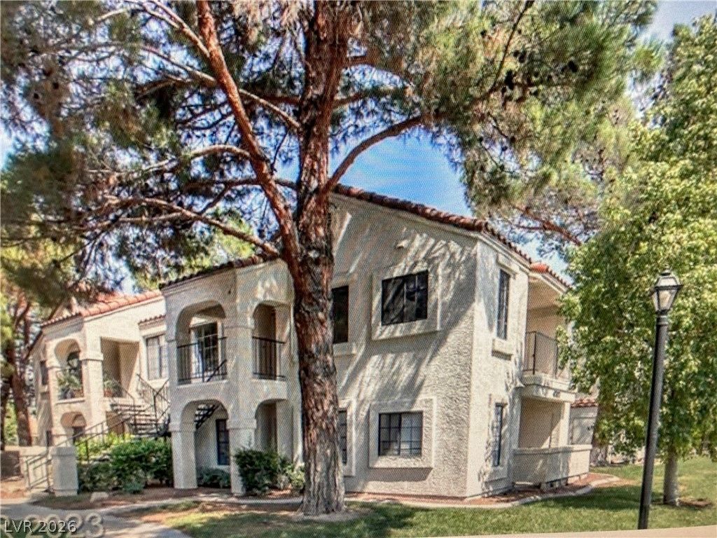 4707 Nara Vista Way 202 — photo 3