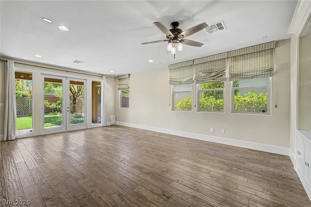 5485 Bristol Grove Lane — photo 2
