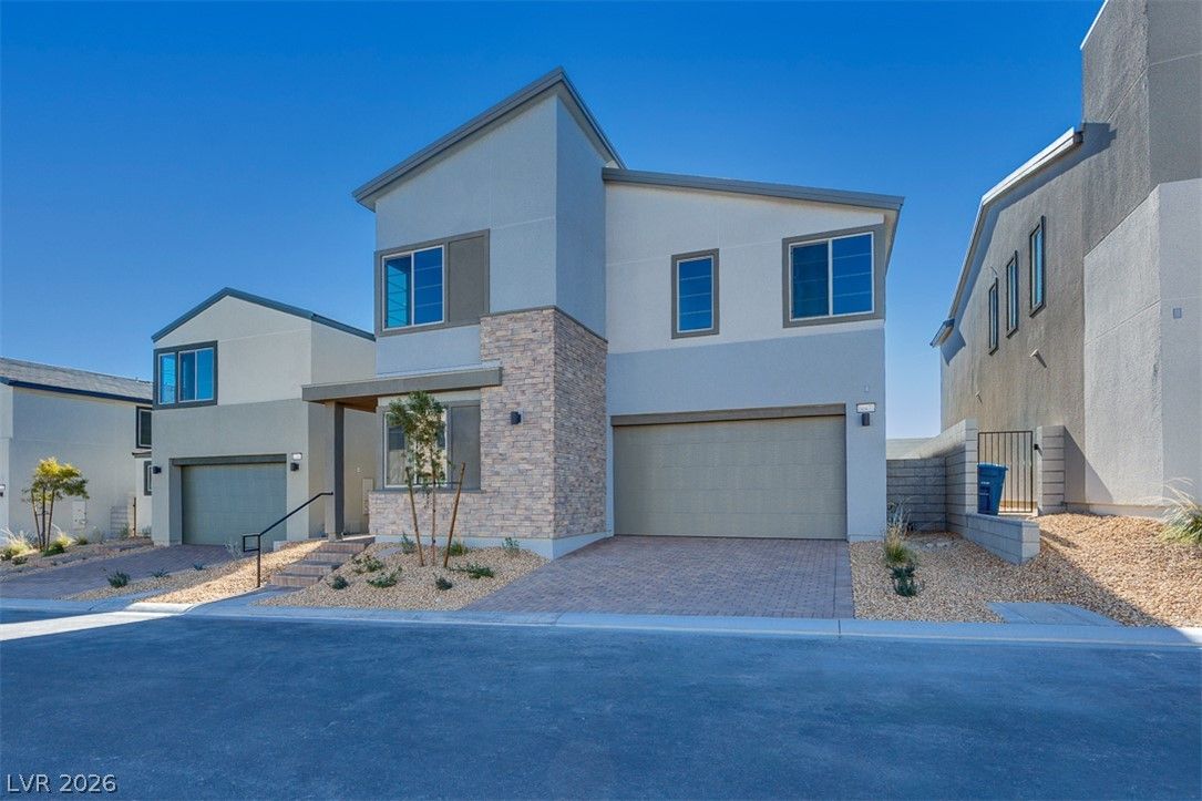 10473 Mountain Aster Avenue — photo 2