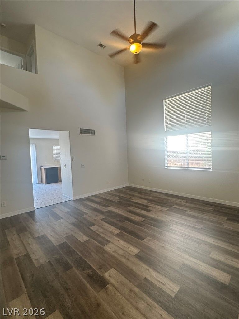 7428 Jockey Avenue — photo 4 of 27