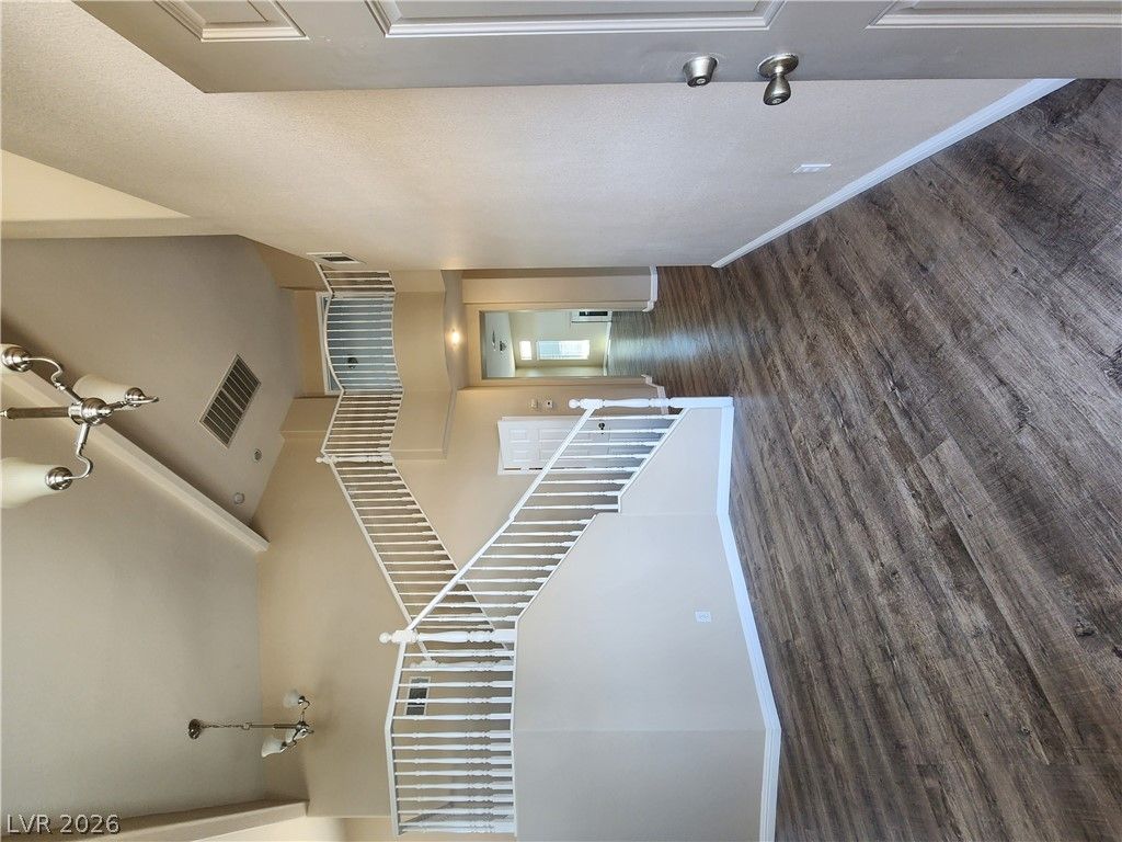 7748 CASCADE BLUFFS Court — photo 5