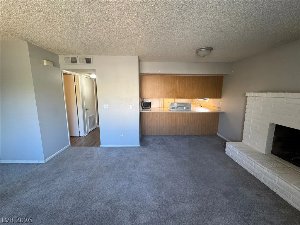 1314 Capri Drive D — photo 2