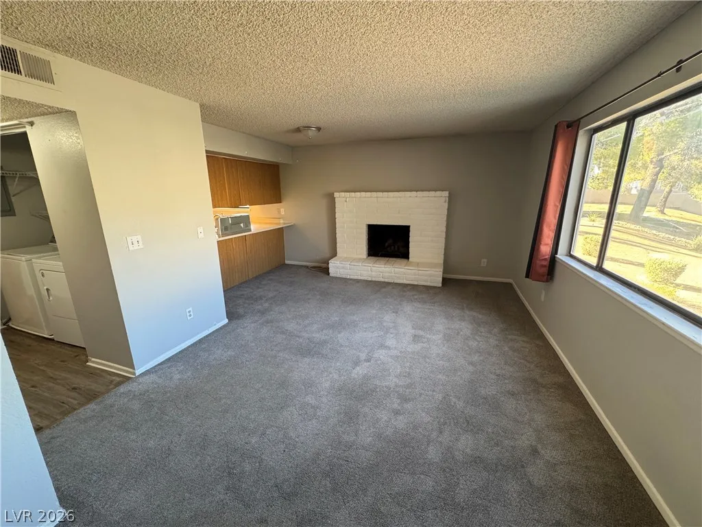 1314 Capri Drive D — photo 3