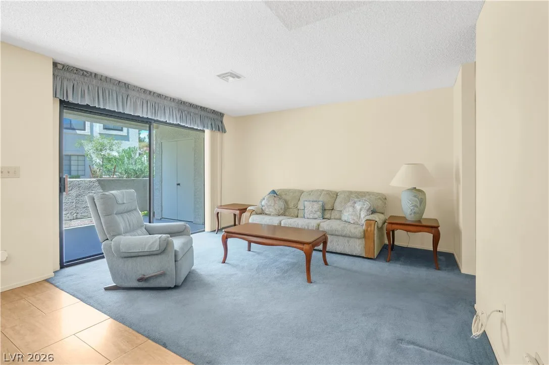 4712 Nara Vista Way 103 — photo 3